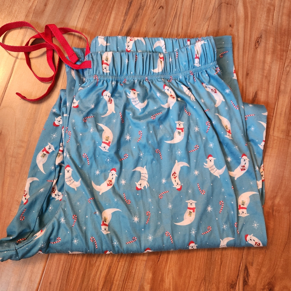 Pajama Pants Women's Large Featuring Otters Candy Cane Print Holiday Christmas